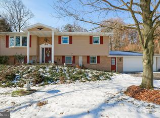 1930 Alcott Rd, York, PA 17406
