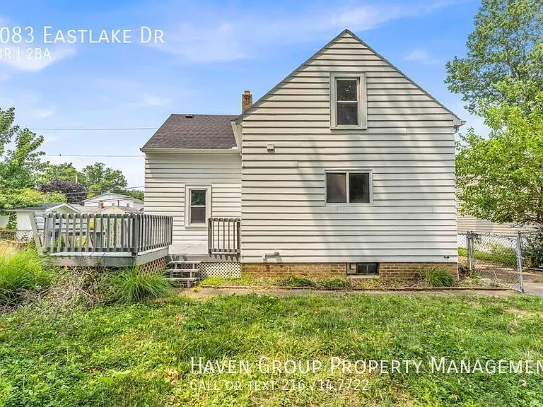 1083 Eastlake Dr — Photo 22
