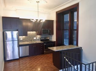 2012 N Cleveland Ave, Chicago, IL 60614