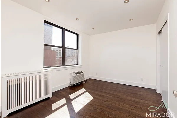 Rented by Mirador Real Estate | media 9