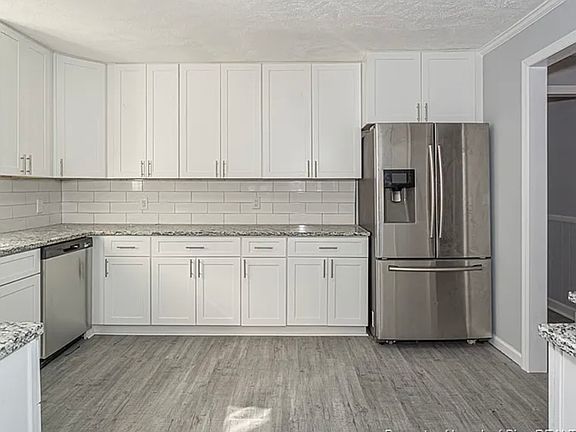 5th image of 5105 Palmetto Ln