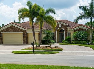 7599 SE Belle Maison Dr, Stuart, FL 34997