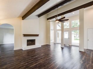 9830 Pinehurst St, Baytown, TX 77521