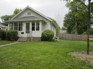 224 S Riverside Dr, Ames, IA 50010