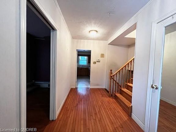 3rd image of 272 Eastcourt Rd
