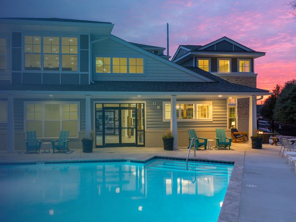 1350 Sapphire Dr #1-328