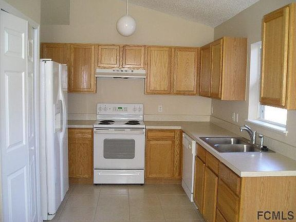 5th image of 29 Leidel Dr