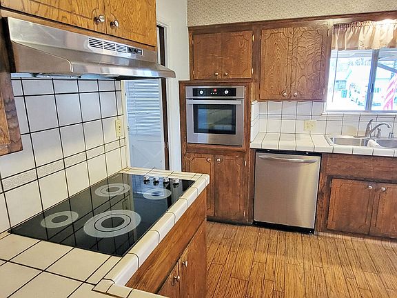 4th image of 6451 El Camino Dr