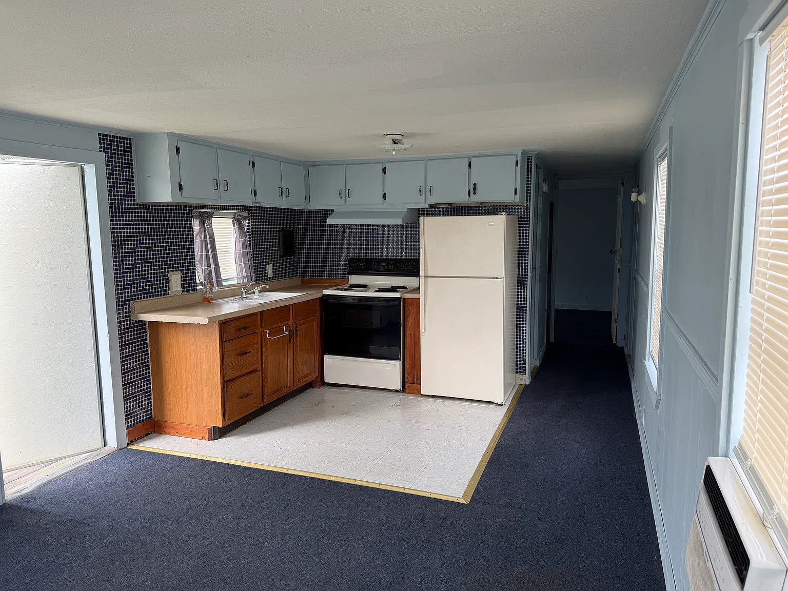 1 bed, 800 sqft, $1,000 — Photo 3