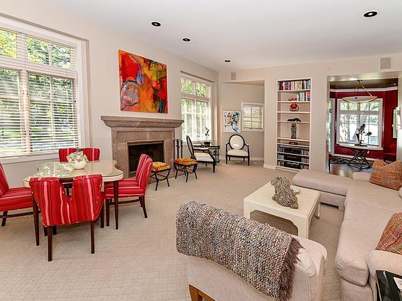 3rd image of 4 Cloister Ct