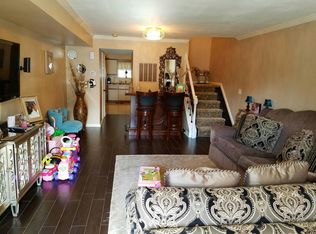 131 Blythe Pl, Staten Island, NY 10306