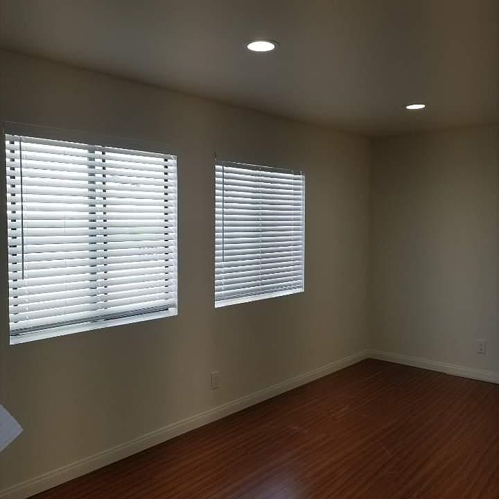 1st image of 4832 Rosewood Ave APT H