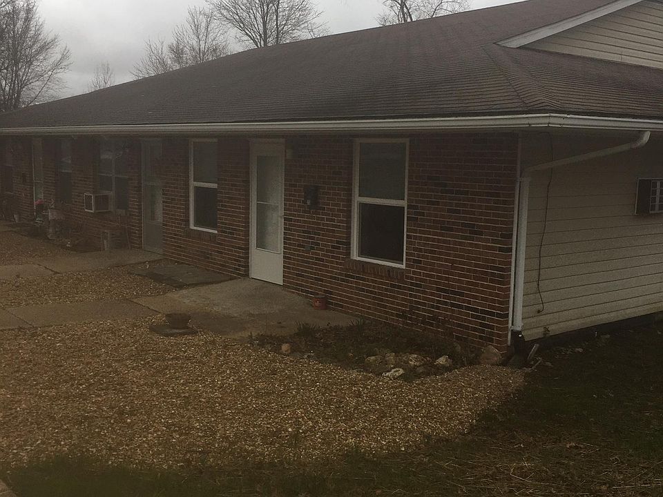 1st image of 1005 E Grand Ave
