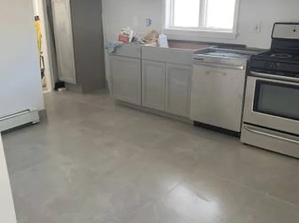 560 Main St #1, Medford, MA 02155