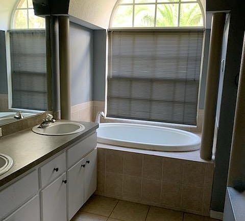3rd image of 34036 Diplomat St