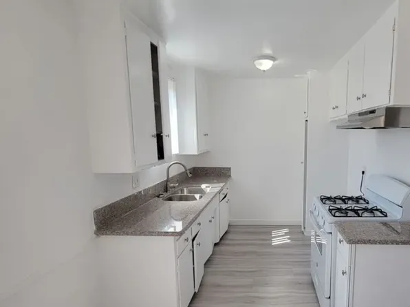 19401 HAYNES, 19401 Haynes St APT 10, Reseda, CA 91335