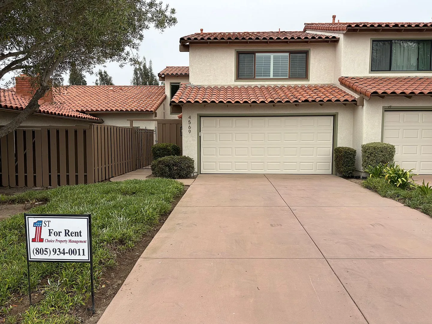 4569 Foxenwood Lane -- 2 Bedroom, 2.5 Bathroom Foxenwood Condo With Loft, Pool & Spa, Tennis Court — Photo 1