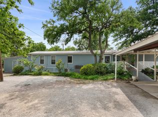 300 Corral Ln, Liberty Hill, TX 78642