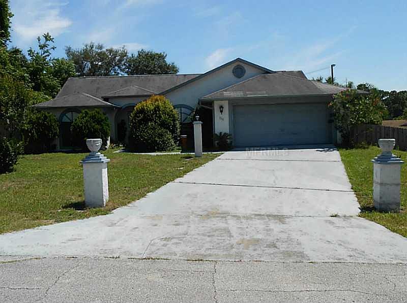 1st image of 709 N 4th Ave