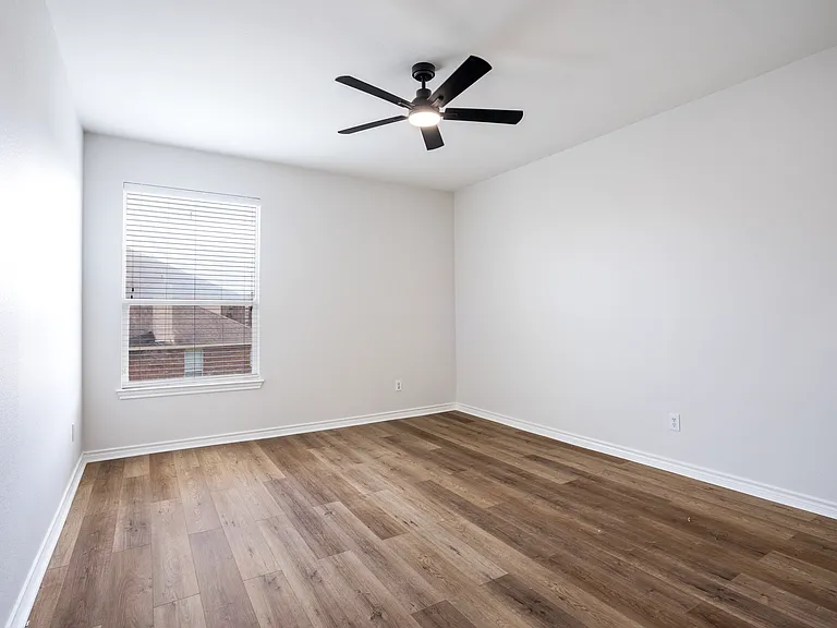 1738 Rock Ridge Dr — Photo 23