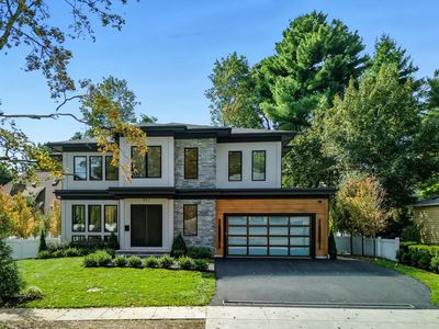 853 Dedham St, Newton, MA, 02459