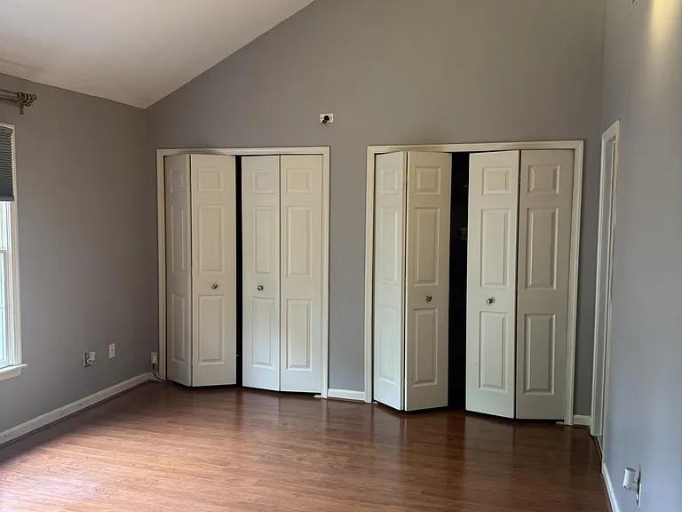 32 Alderman Ct — Photo 17