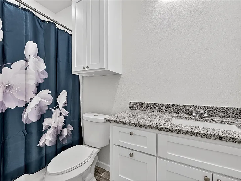 2902 Walnut St — Photo 16