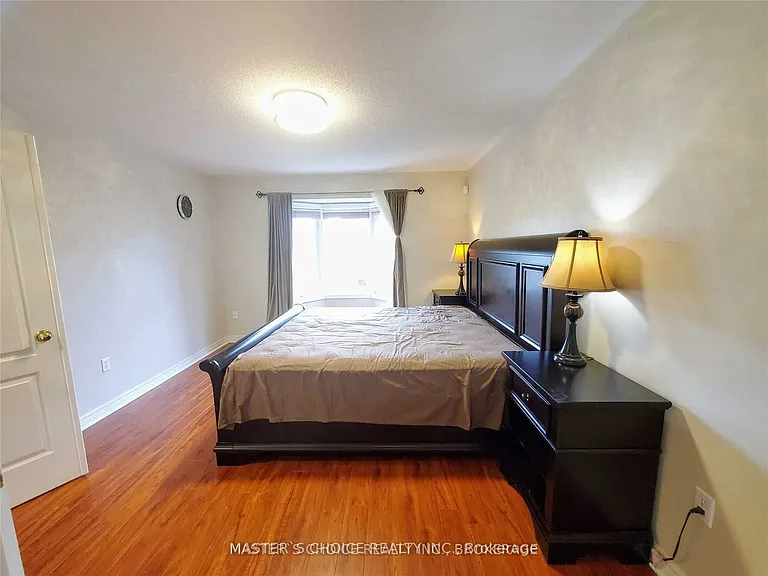 24 Golden Oak Ave — Photo 24