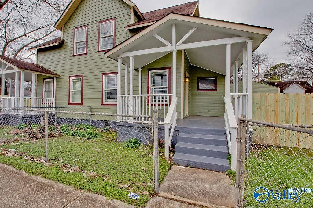 3 bed, 2.0 bath, 1505 sqft, $1,200 — Photo 1