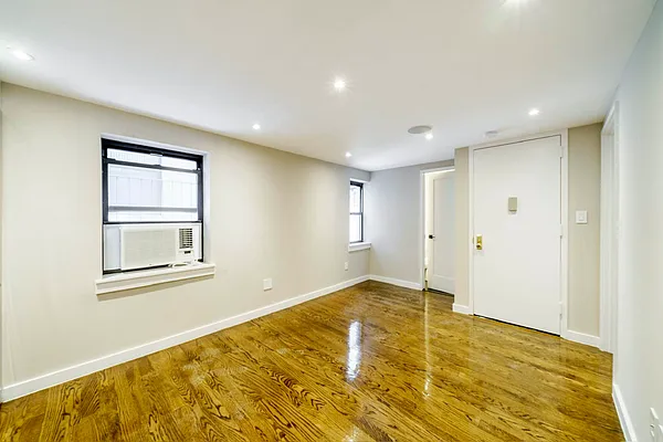 Rented by Douglas Elliman | media 38