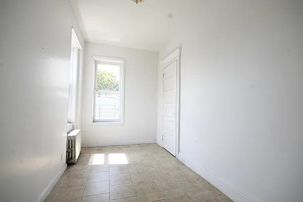 Rented by Rental Solutions Inc | media 58