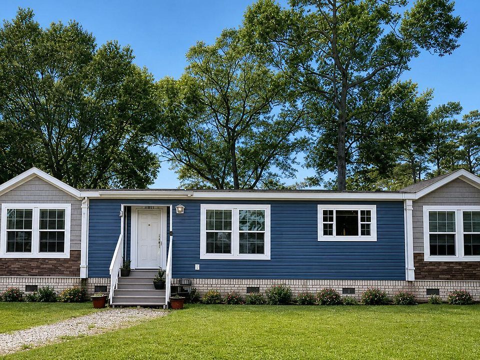 1st image of 1840 Ocean View Drive SW