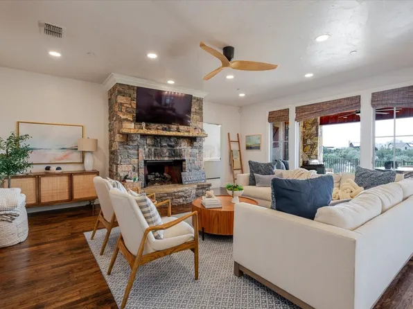 1653 Scenic Dr Unit 102, Graford, TX 76449