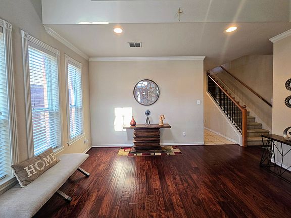 3rd image of 2809 Treasure Cove Dr