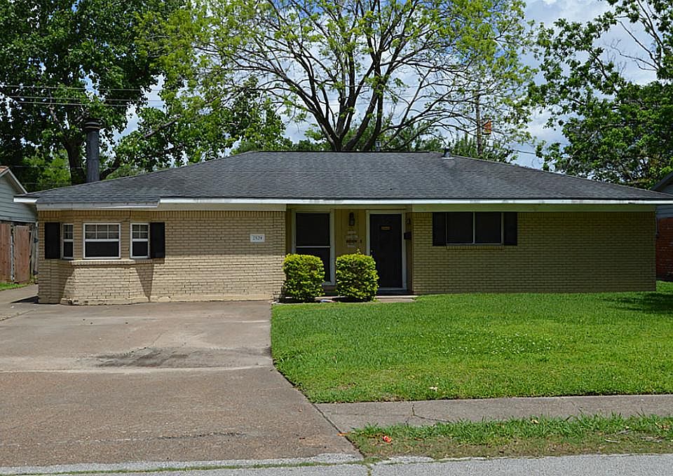 1st image of 2529 Hillshire Dr