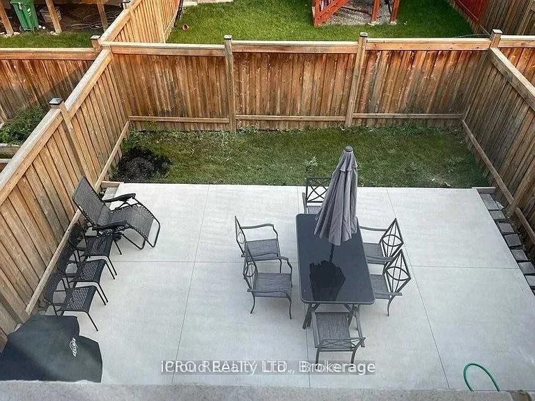 5 Chesterwood Cres — Photo 18