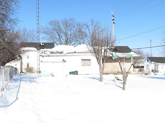 4th image of 738 Sheridan St