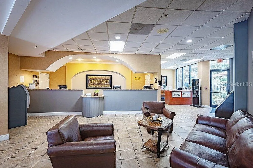 1 bed, 1.0 bath, 408 sqft, $1,660 — Photo 2
