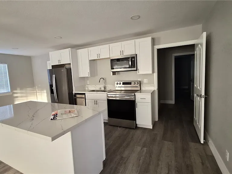 5271 Deanna St — Photo 19