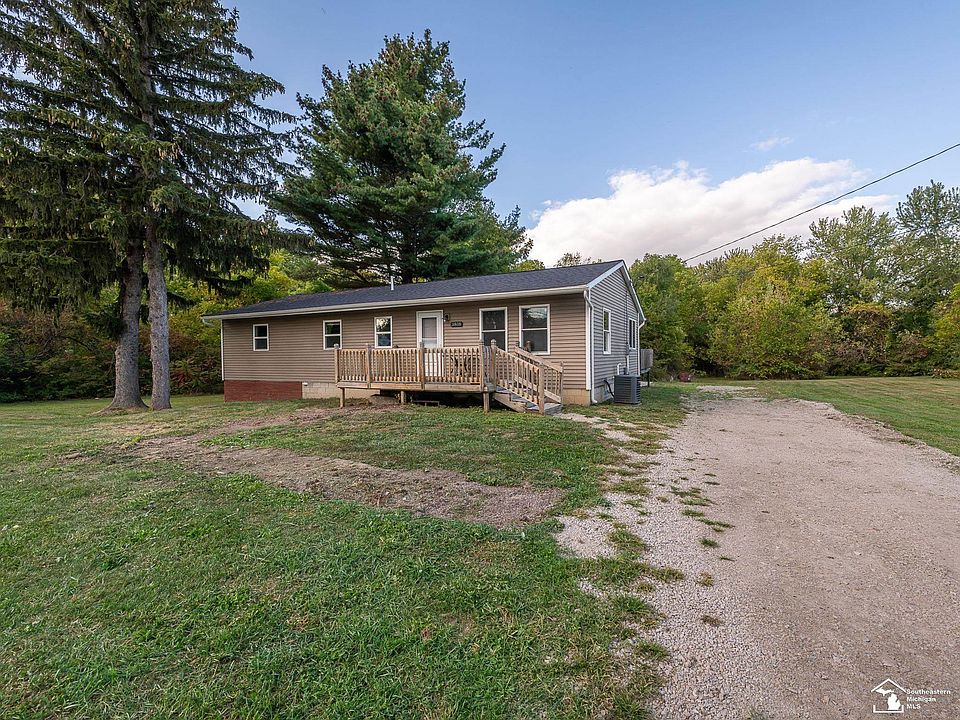 1st image of 3818 1st St
