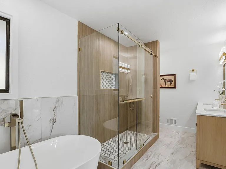 16955 Oakridge Ln — Photo 25