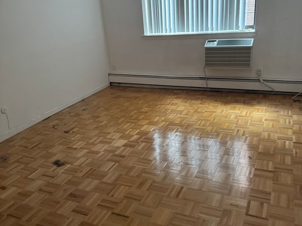 (undisclosed Address)