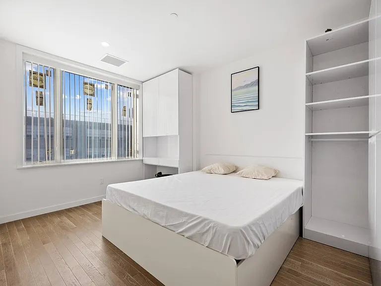 2491 Ocean Ave #6A — Photo 9