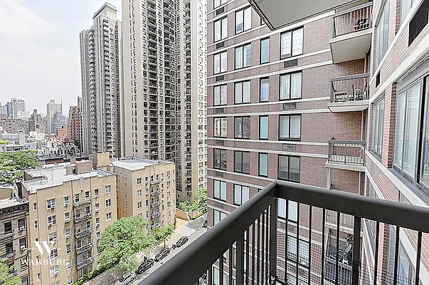 Rented by Warburg | media 19