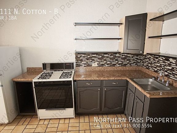4th image of 1111 N Cotton St #B