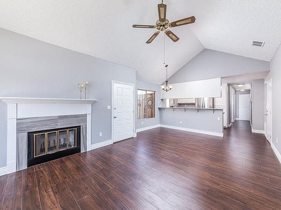 5th image of 2398 Mather Dr