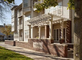 444 W Wilson St APT 307, Madison, WI 53703