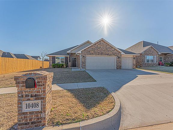 2nd image of 10408 Lightning Creek Dr