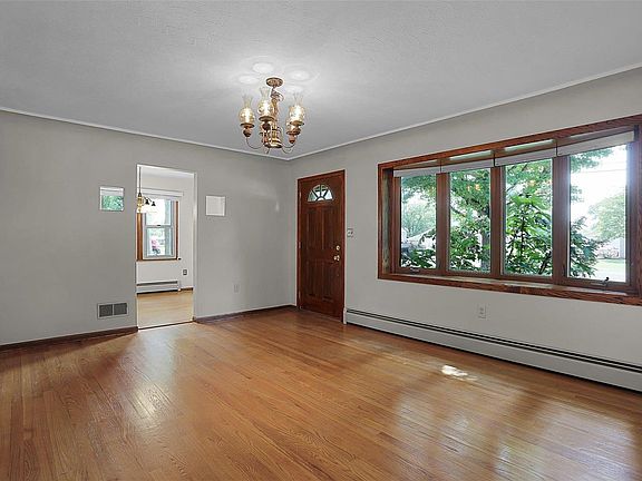 5th image of 418 Plainview Dr