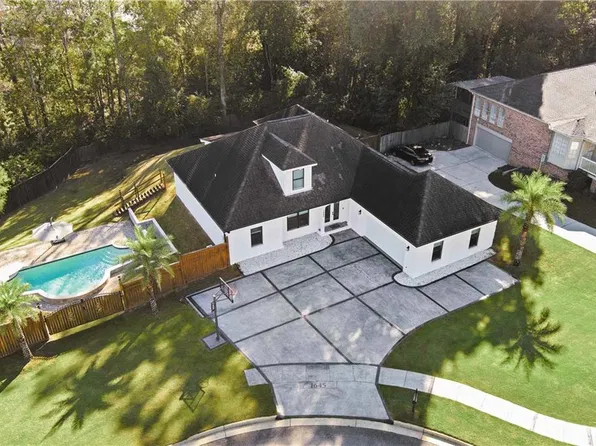 1645 Stonebridge Ct, Mobile, AL 36695